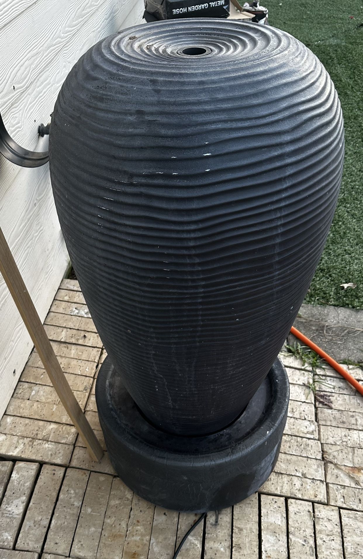 READ DESCRIPTION Resin Water Fountain - 44" Tall.