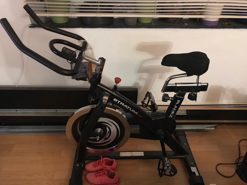 stratum gs bike