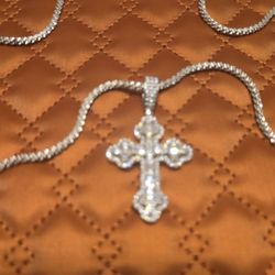 24 inch 3mm cautus chain with a custom made moissanite 