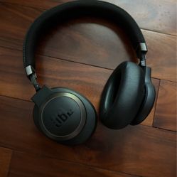 JBL 650BT Noise Cancelling Headphones
