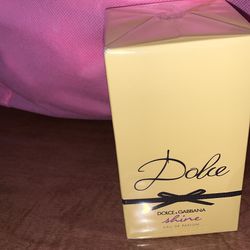Women’s Perfume   /Dolce Gabbana