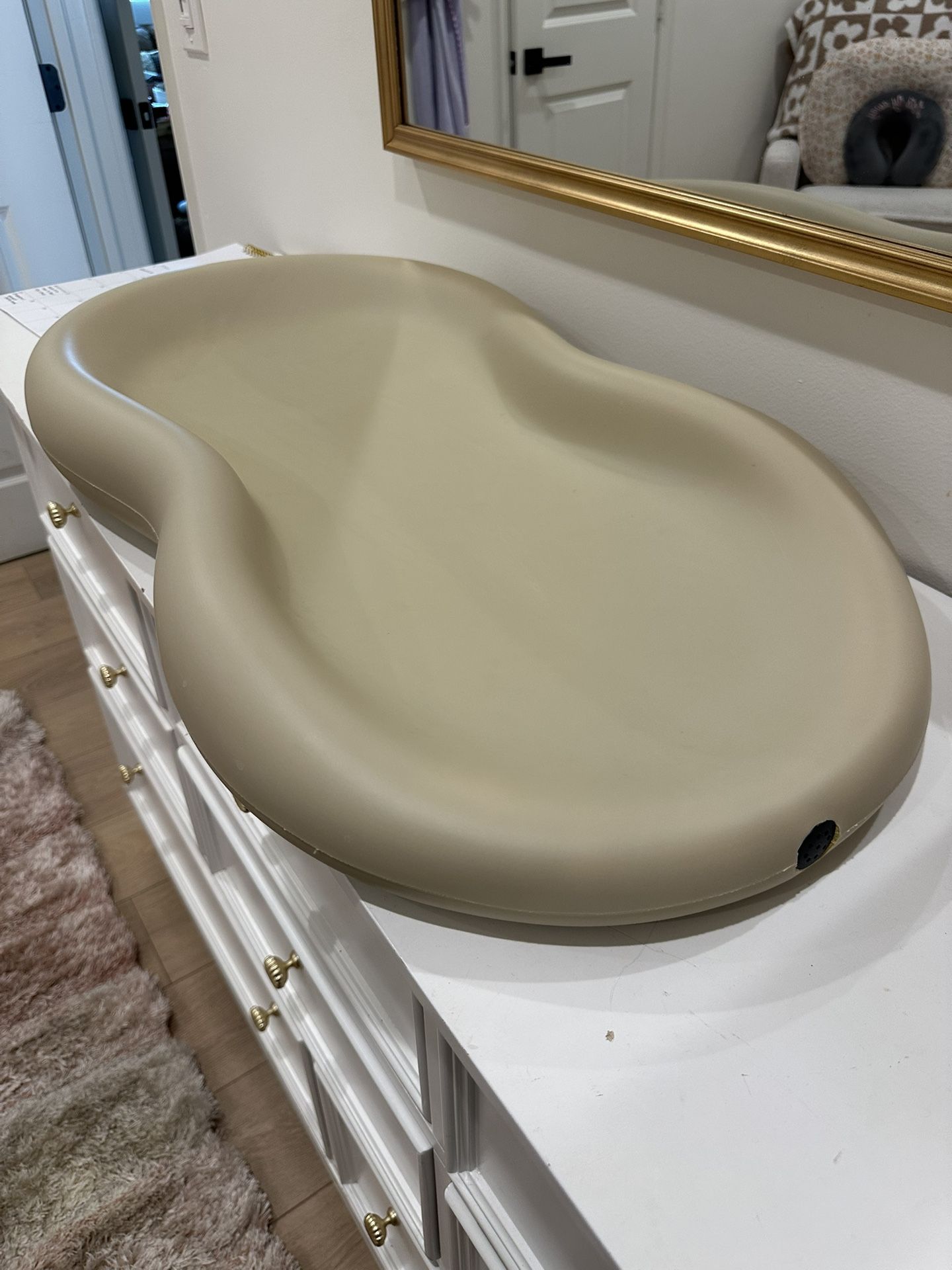 Keekaroo Peanut Changing Pad