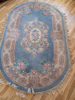 Oval Floral Chinese w ool Rug with Fringe