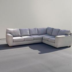 🛋  Ashley Grey Sectional Sofa 🚚 DELIVERY AVAILABLE