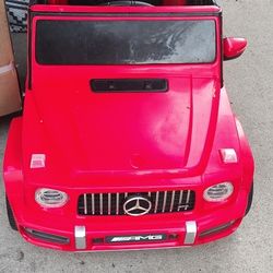 Mercedes-Benz G63 kids' ride-on car. 