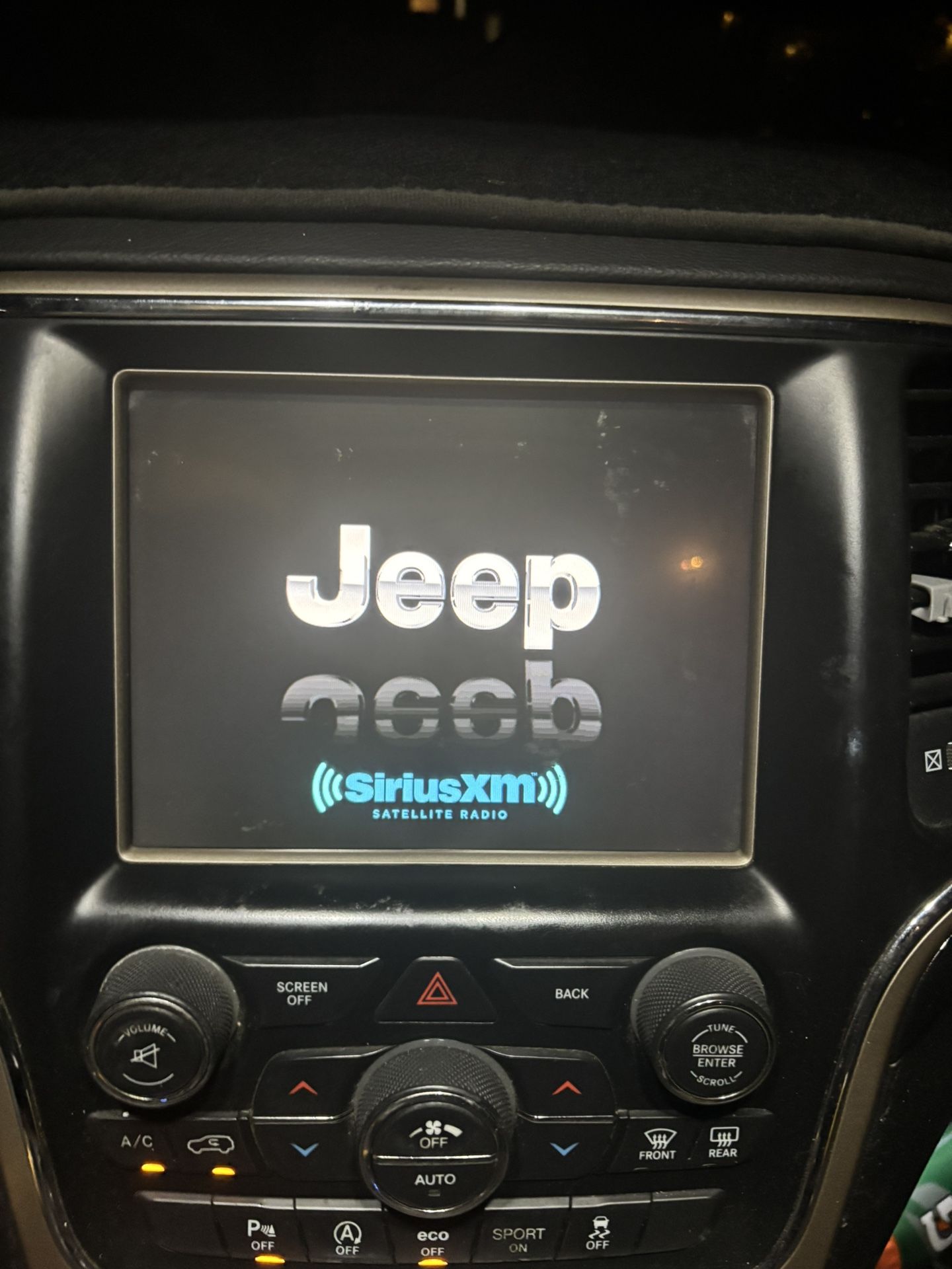 2014-2020 Jeep Uconnect 8.4in Head unit