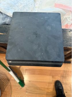 PS4 only no cables or controllers