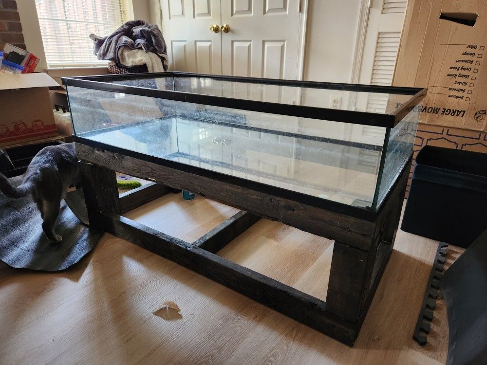 40 Gallon Flat Tank And Wood Stand