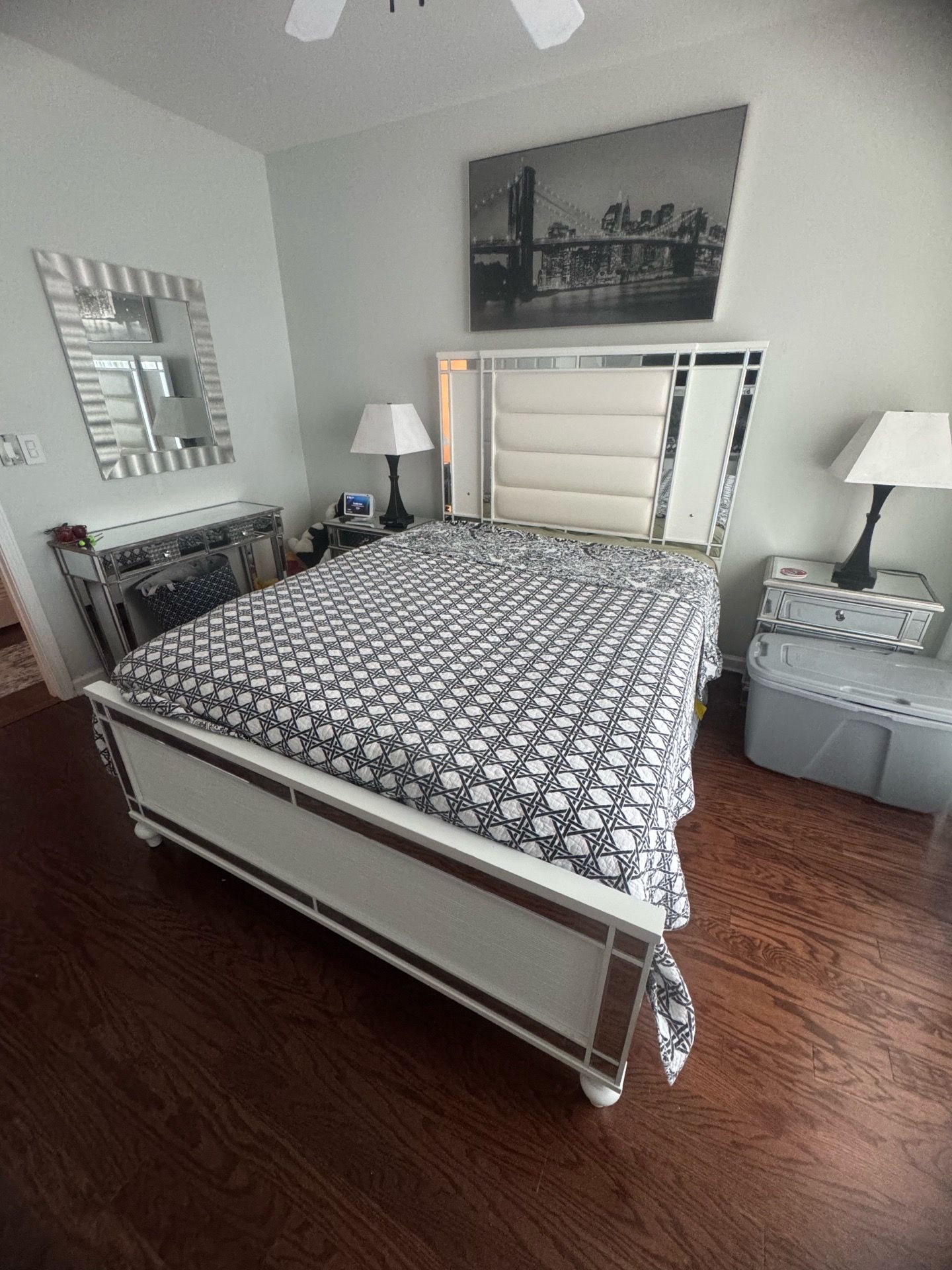 Queen size Bed for sale