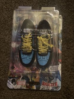 Black Widow Marvel BAPESTA