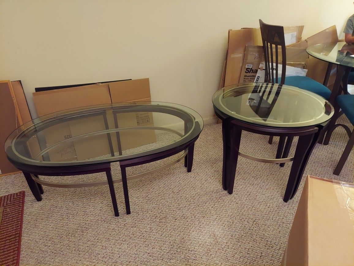 Coffee Table And Side Table!!! EXCELLENT CONDITION