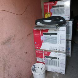 Window AC 12000 BTU 
