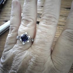 Womens .925 Sterling Silver Ring Size 10