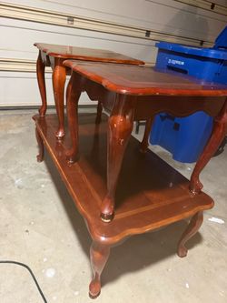 Coffee table set