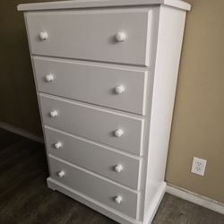 Chest of Drawers 32L 17W 50H Delivery Available 
