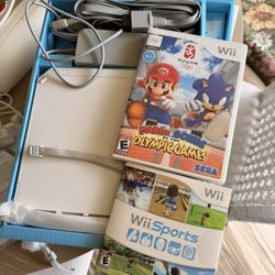 Nintendo Wii Console. Does Not Play Games. For Repair Or Parts