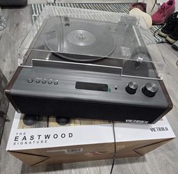 Record Player - Victrola