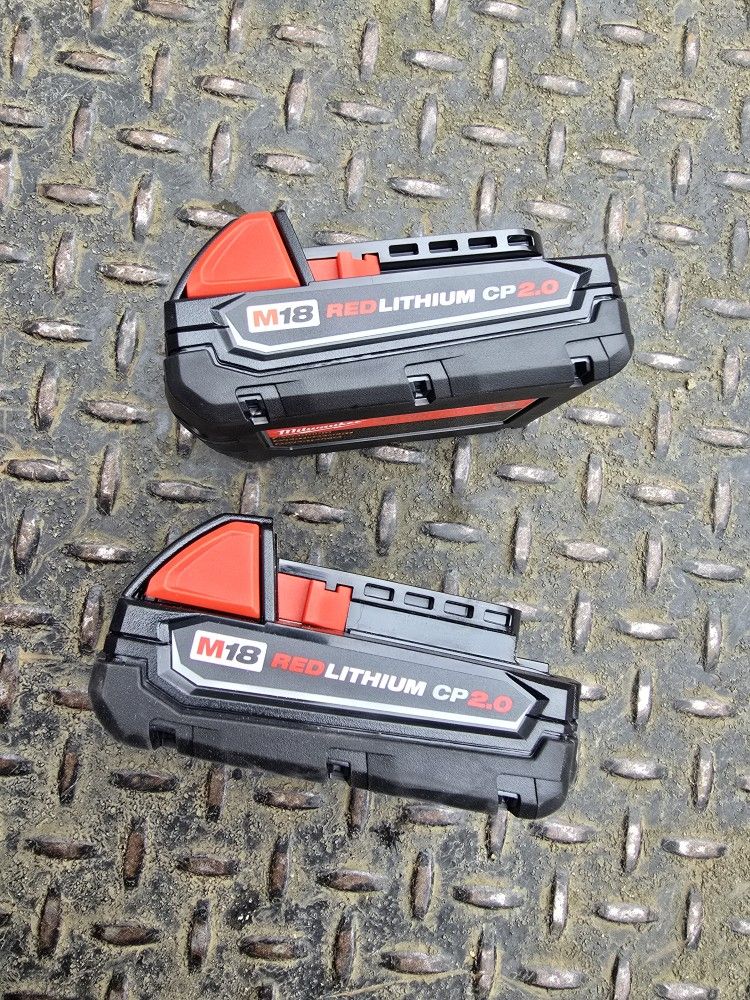 Milwaukee M18 18 Volt Lithium Ion Compact Battery Pack 2.0Ah (2 Pack)