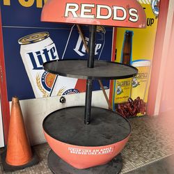 Redd’s Apple Shelve