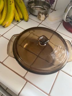 1.5 quart Glass bowl. Wildomar 92595