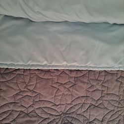 Comforter And Shams