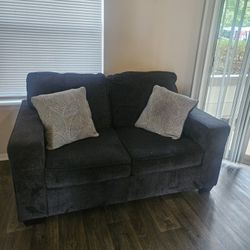 Couch In Good Condition 