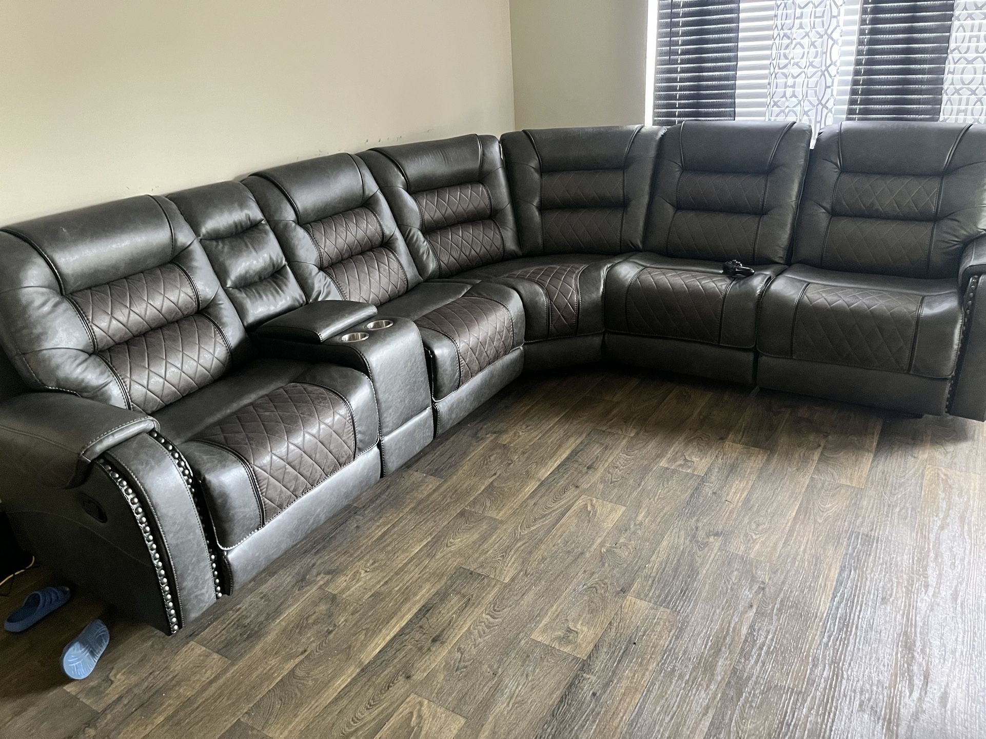 Reclining Sectional 