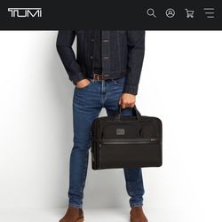 Tumi Compact, Large Laptop, Brief Regular $550