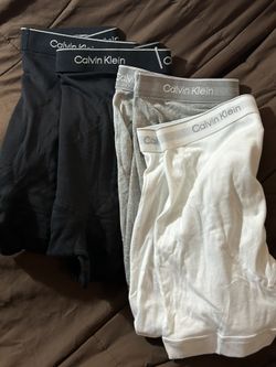 Calvin Klein - Size Large  $15