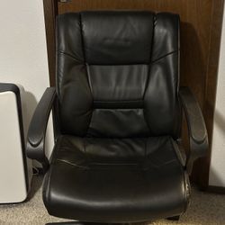 FREE PLEATHER CHAIR FROM IKEA