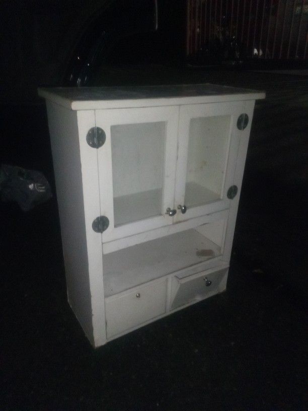 Vintage Antique Bookshelf / Cabinet