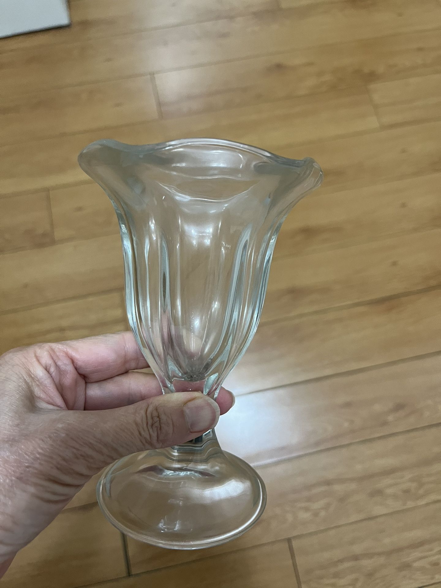 Vintage Old fashioned Ice Cream Glasses (set of 9)