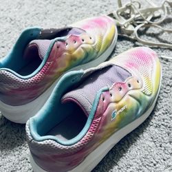 Children’s Sketchers Size 13