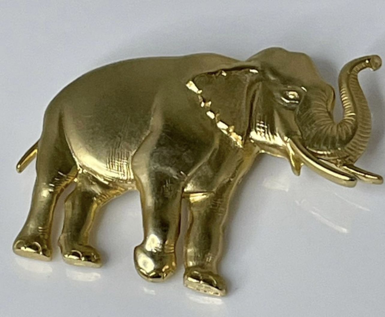 Vintage Elephant Safari Animals Zoo Metal Pin Brooch