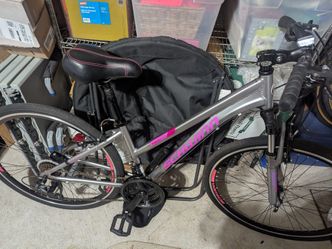 Women's Schwinn Hybrid Bike – 21-Speed, Front Suspension, Ready to Ride!