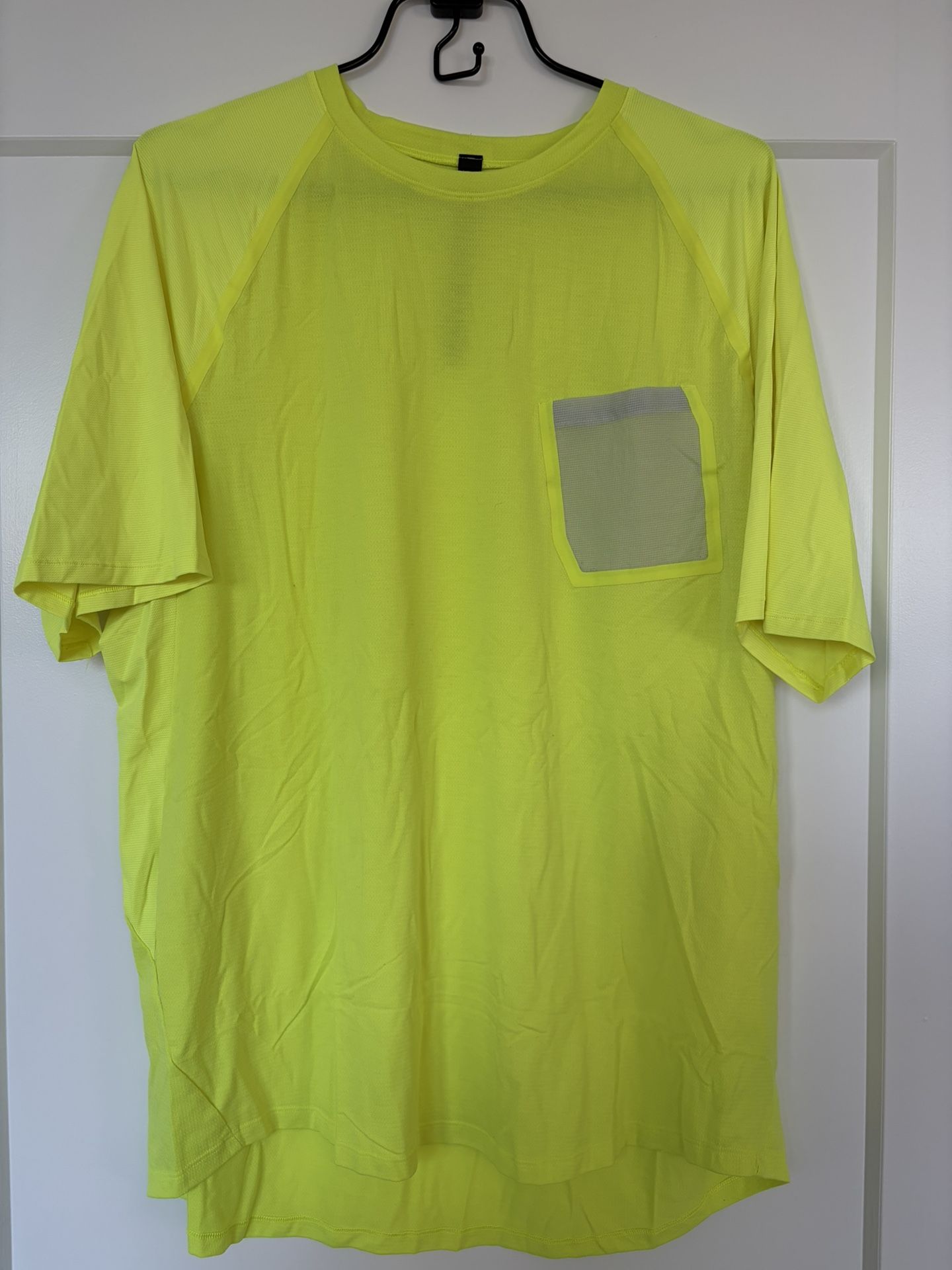 lululemon Ventilated Hiking Shirt Short Sleeve HIYE XL