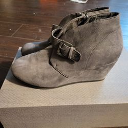 Grey Wedge Shoe
