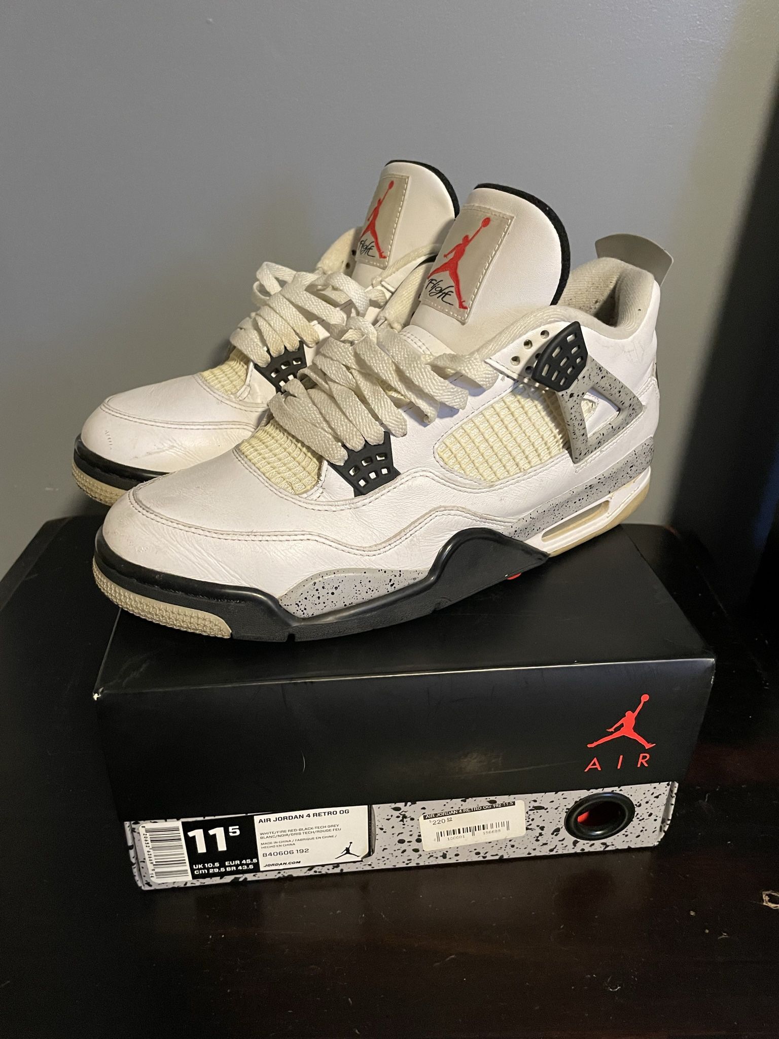 Nike Jordan Retro 4 Cement 