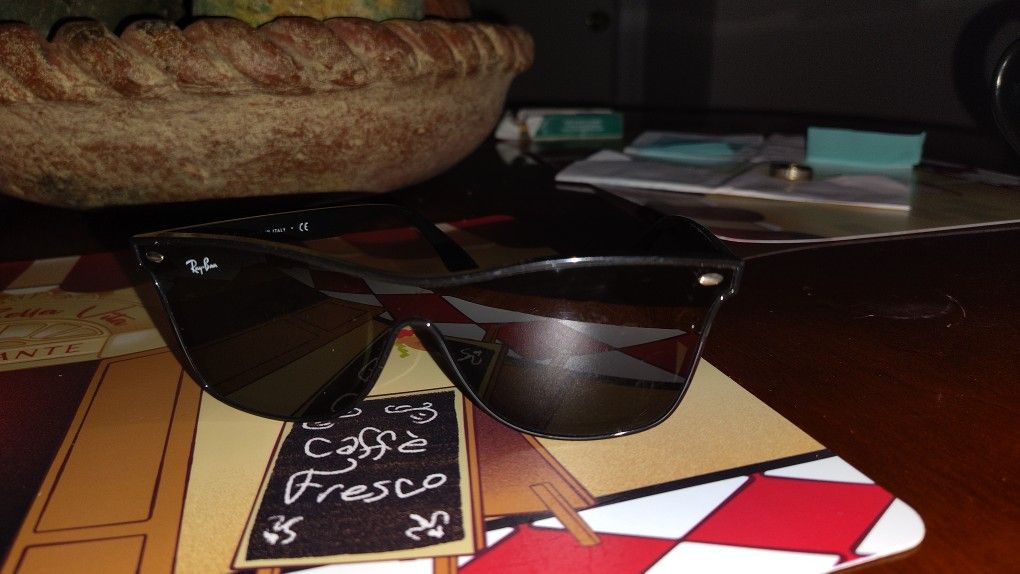 Ray Ban