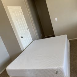 QUEEN TUFT AND NEEDLE MATTRESS AND FREE BOX SPRING 