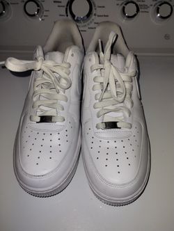 MEN'S AIR FORCE 1'S  SIZE 11.5