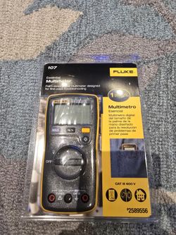 New Fluke 107 Voltage Meter