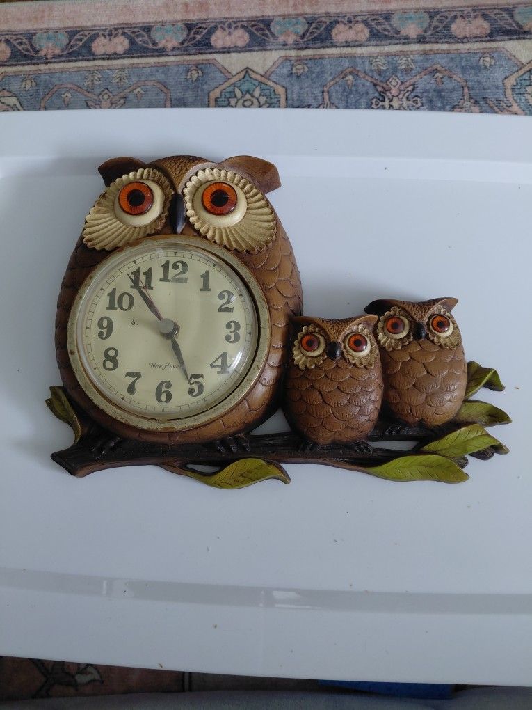 Vintage Burwood Owl Clock