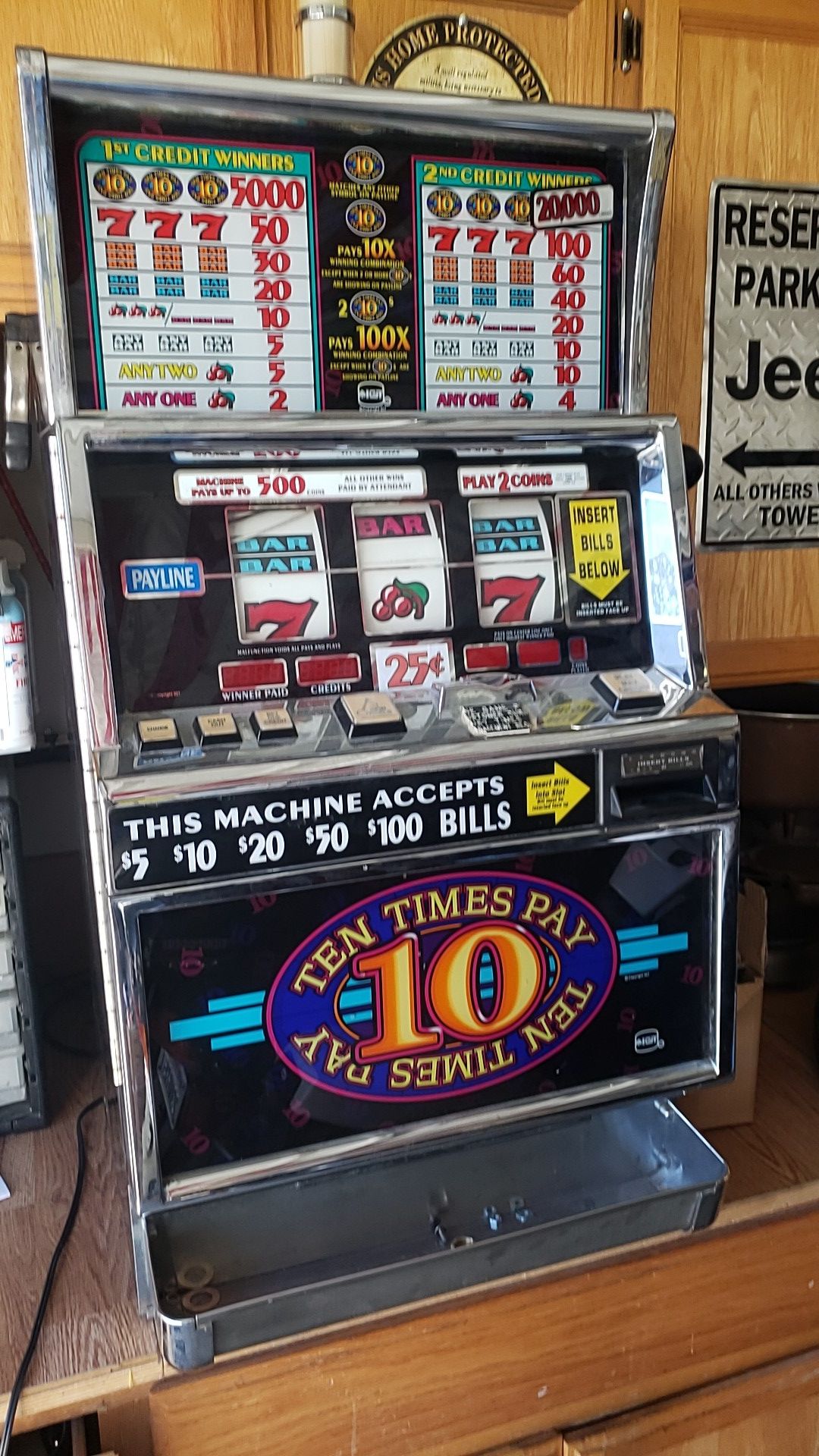 Slot machine IGT Ten Times pay