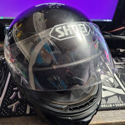 Shoei RF1000 motorcycle helmet