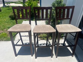 Bar stools / counter chairs