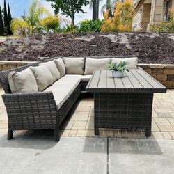 🌴🌴 Beautiful Living Spaces Patio Furniture Set In Excellent Conditions 🤩🤩