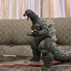 S.H monsterarts godzilla 1989