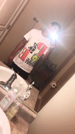 Public enemy tee