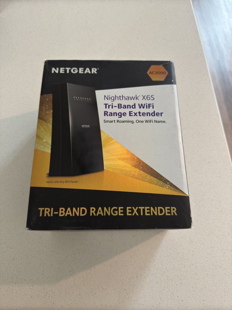 NETGEAR WiFi Mesh Range Extender EX8000 - Nighthawk X6S